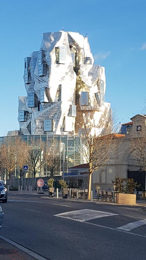 Jolie Petite Maison Idealement Situee Arles Eksteriør billede