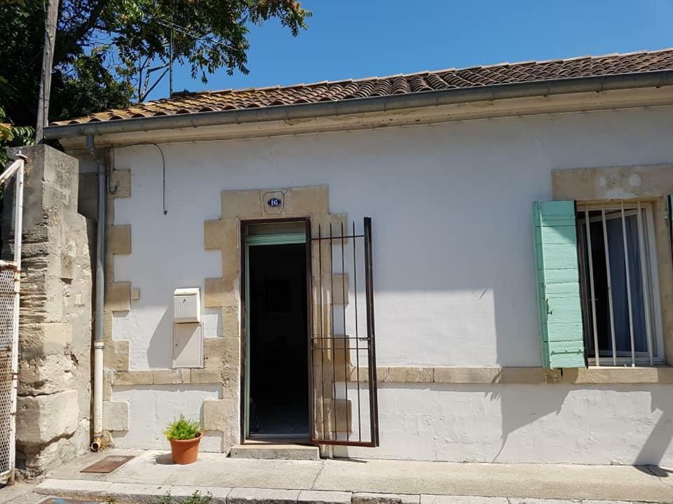 Jolie Petite Maison Idealement Situee Arles Eksteriør billede