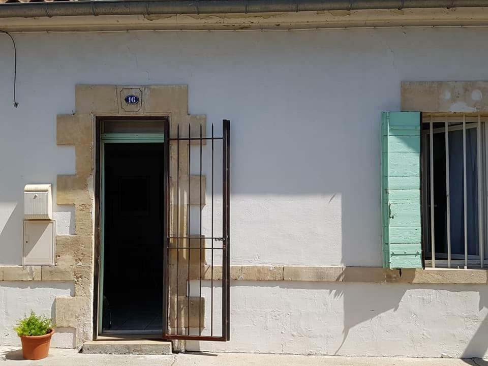 Jolie Petite Maison Idealement Situee Arles Eksteriør billede